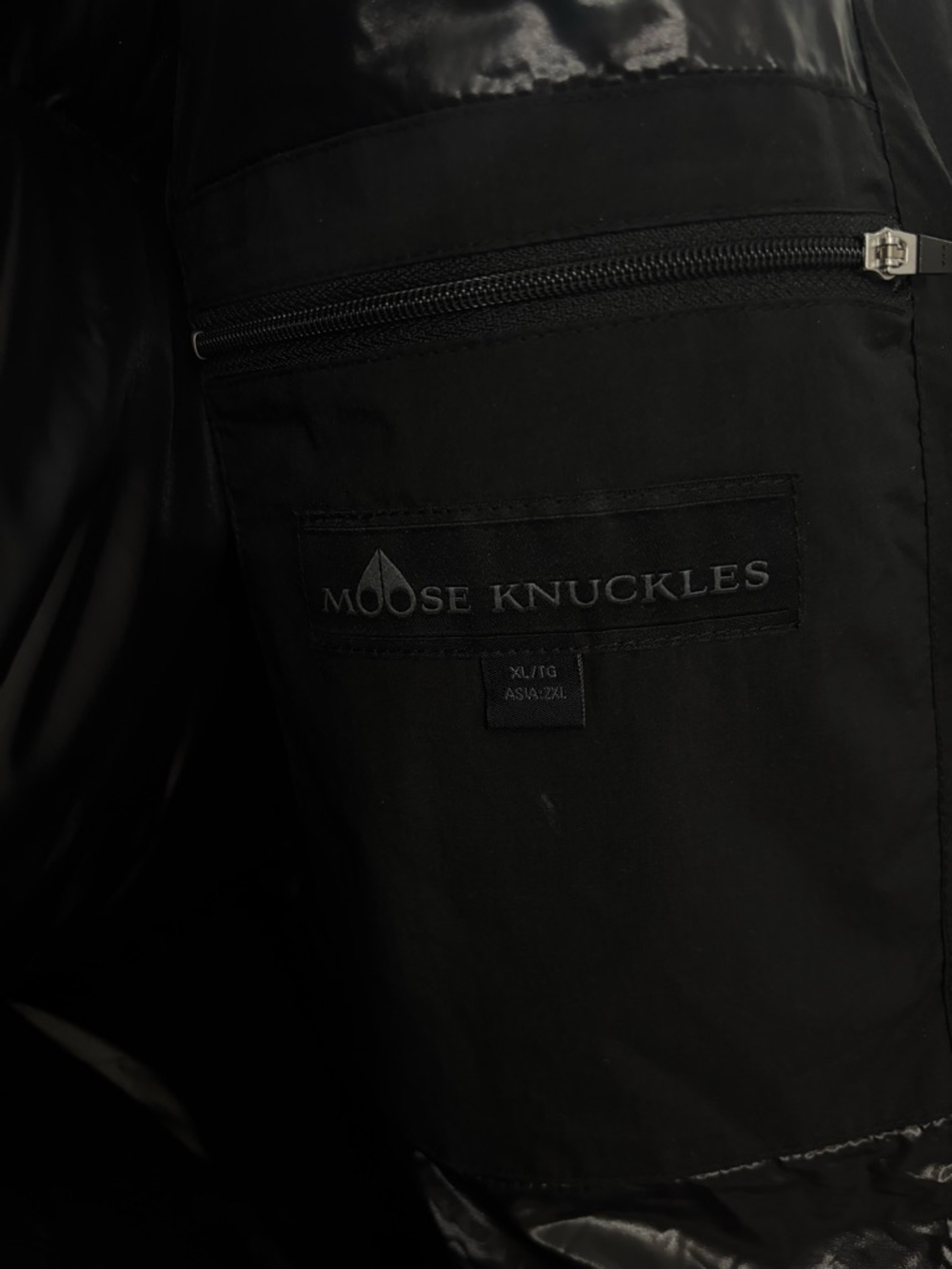Moose Knuckles Men's Black Quilted Puffer Coat - Picture 13 of 15